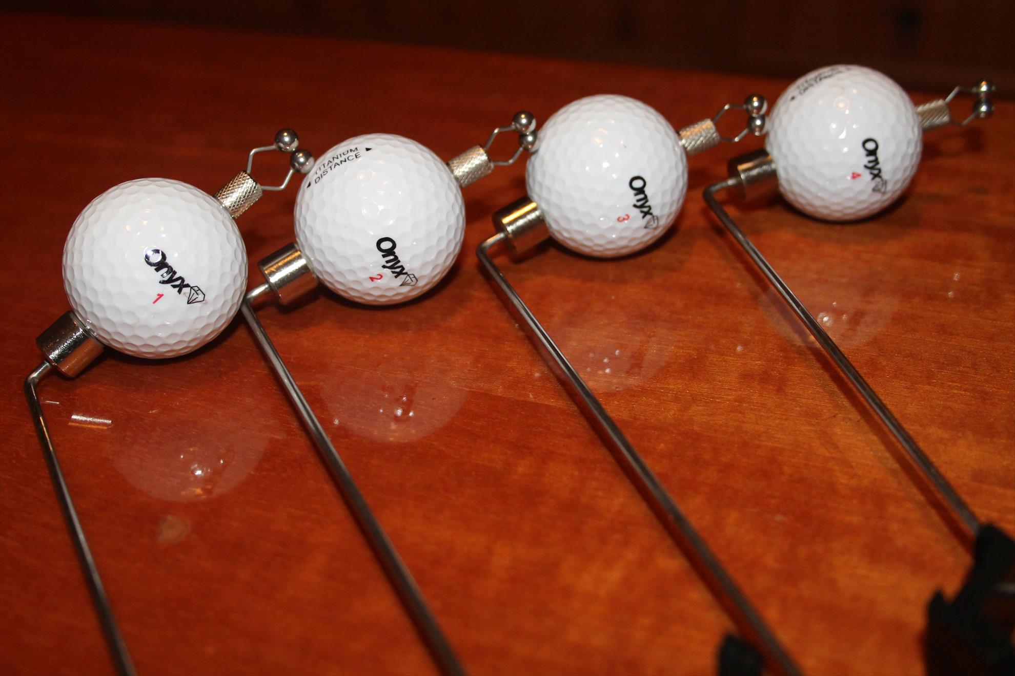Home made :) - Swinger Golf (numerotate de la 1 la 4) 200ron(set)